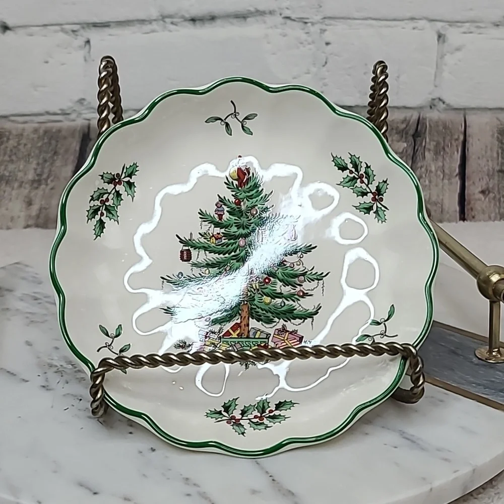 Spode Christmas Tree Vintage Collectible Small Round Scalloped/Fluted Platter